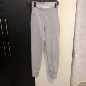 Lilac lululemon joggers
